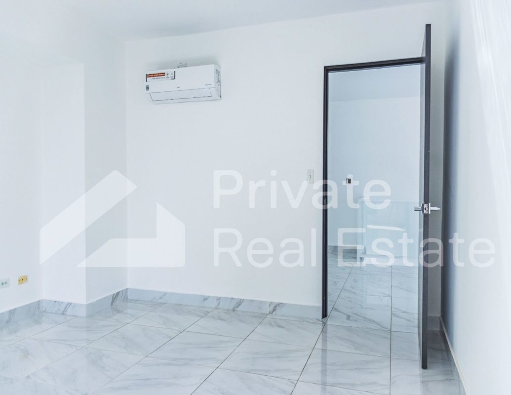 Terrace balcony with panoramic views over Panama City skyline from PH Blue Park