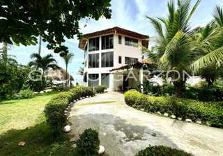 Beachfront House for Sale in El Chirú - 4 bedrooms