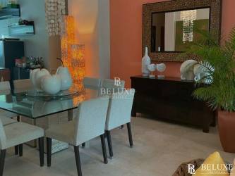 Spacious master bedroom with natural light in ground floor Bijao PH Balboa