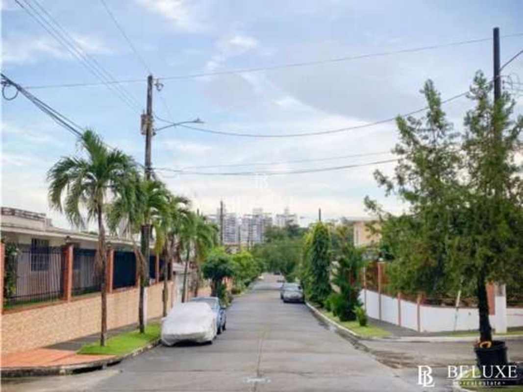 Urban residential neighborhood view from property garden Bethania Panama house sale