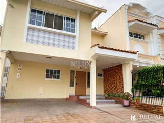 House for Sale in Bethania - 3 bedrooms