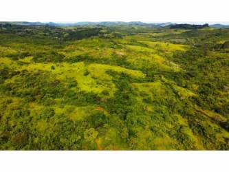 Scenic countryside with lush green hills ideal for ranching Las Minas Herrera Panama