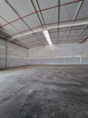 Warehouse / Industrial Space for Sale and Rent in 24 de Diciembre - 0 bedrooms