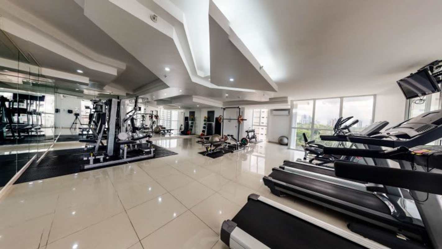 Modern 1BR Condo Near Parque Omar PH Quadrat San Francisco