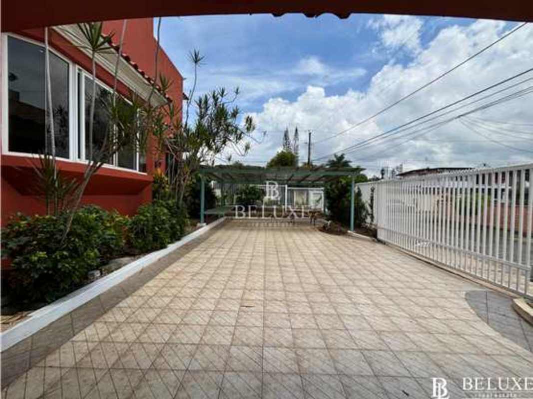 Luxury Mediterranean home with waterfall swimming pool and jacuzzi in Altos del Golf Panama City