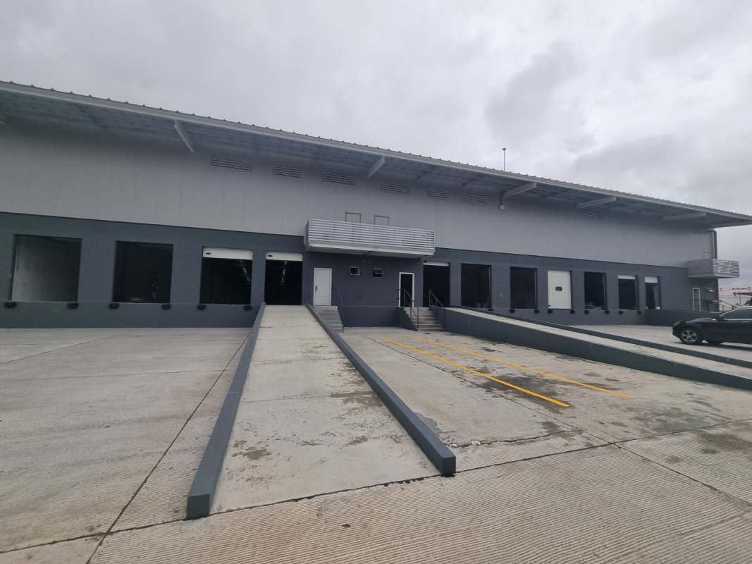 Exterior loading docks with truck platform in logistics center Llano Bonito Panama
