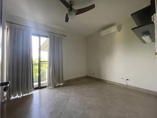 Penthouse Apartment for Rent in Clayton - 3 bedrooms