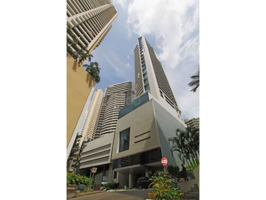 Luxury living with sectional sofa, decor and recessed lighting PH Delux Punta Paitilla Panama