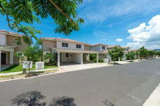 Duplex House for Sale in Arraiján - 3 bedrooms