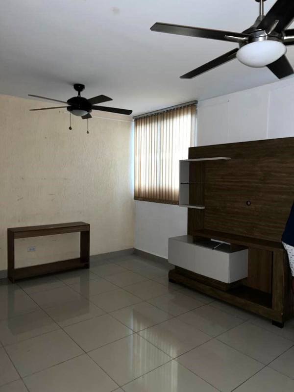Functional kitchen with granite countertop and tile backsplash in PH Centennial Parque Lefevre Panama