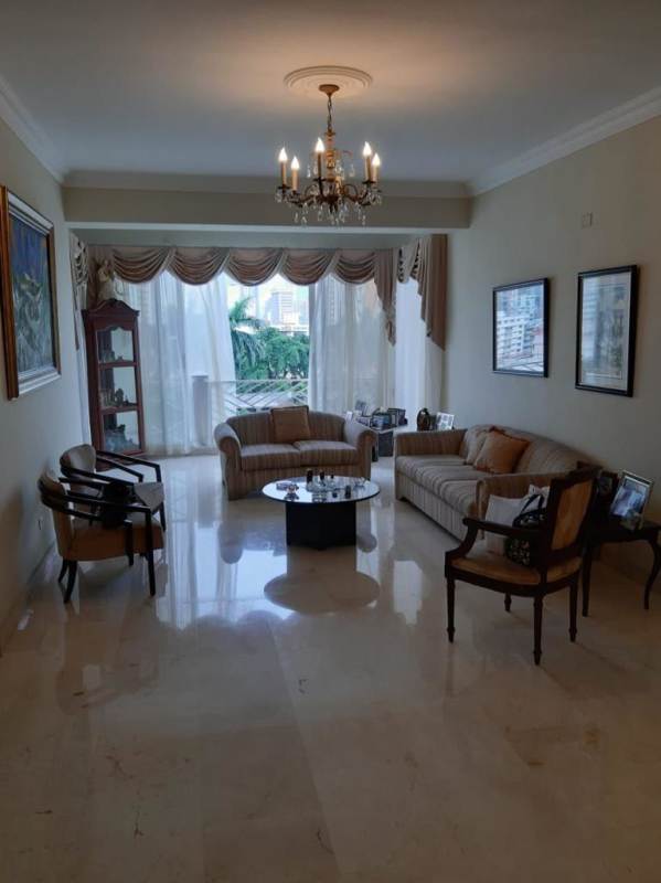 Spacious 3BR Apartment PH El Cangrejo Bella Vista