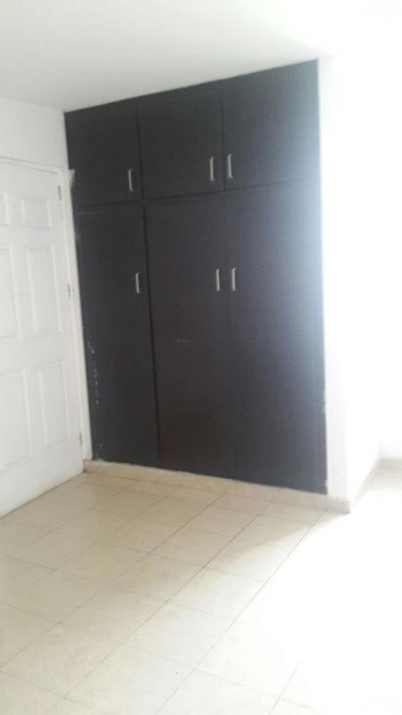 Spacious bedroom with built-in closet and ceramic tile floor PH La Loma 12 de Octubre Panama