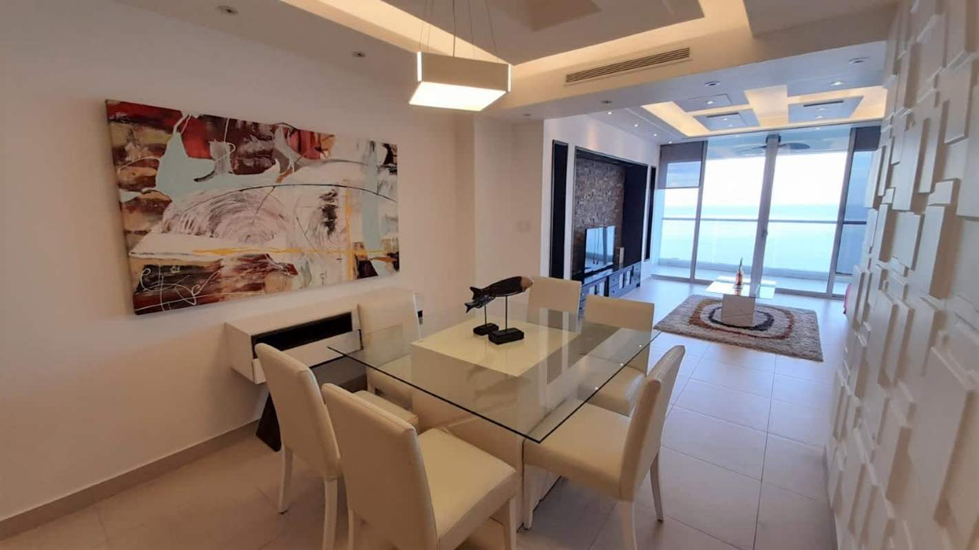 Spacious modern kitchen with island, granite countertops, appliances, ocean view in PH Rivage Panama