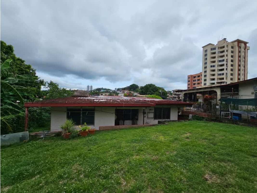 Large lot ready for custom house construction in Club X Bethania Panama City