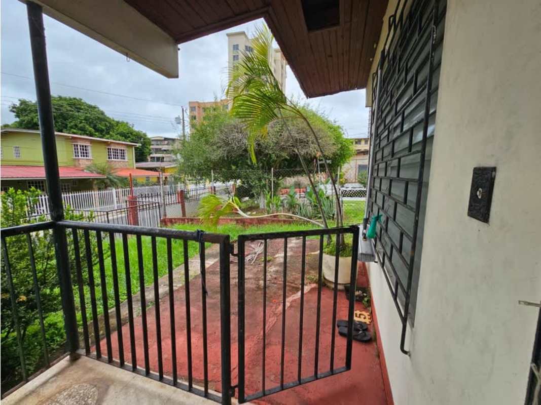 Large flat lot for sale in Bethania Club X Panama City residential area