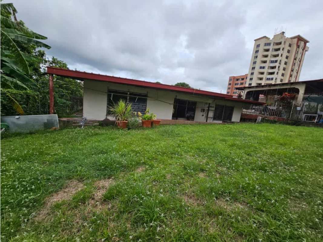 Investment opportunity with residential lot in Club X Bethania Panama City