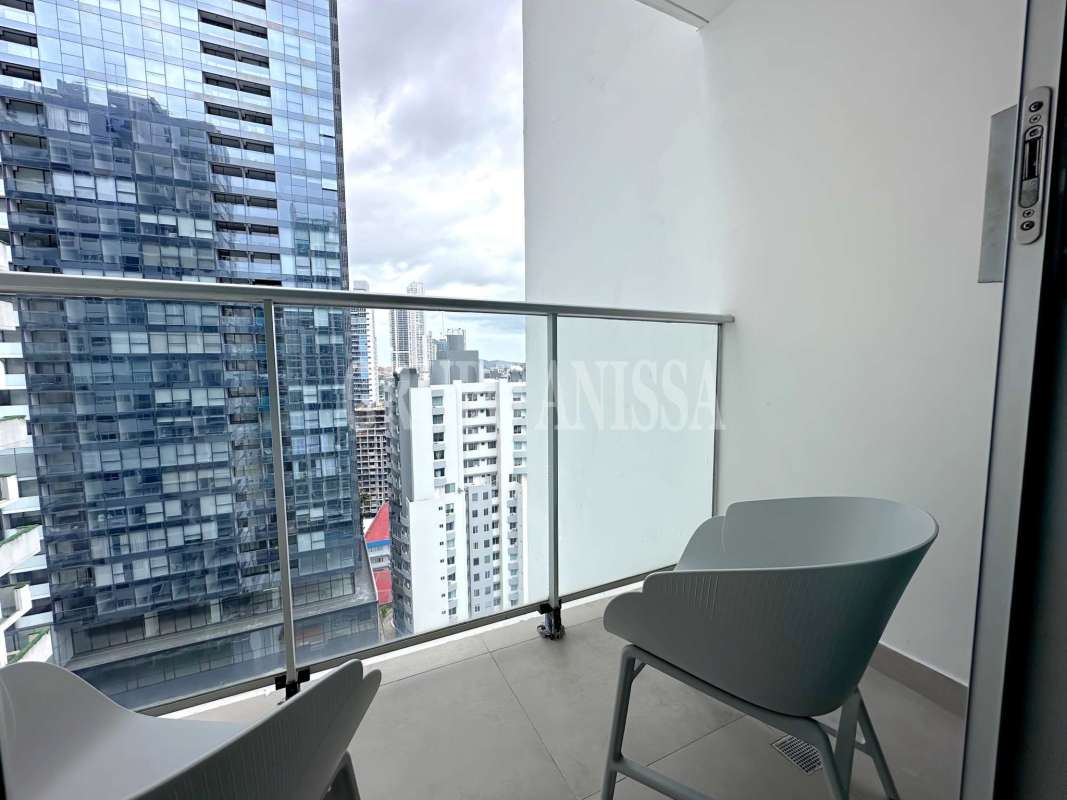 Spacious master bedroom furnished with AC unit and large closet in Bella Vista Panama