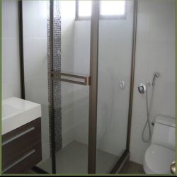 Bedroom with windows and garden views in Club Ecuestre Coronado beach house