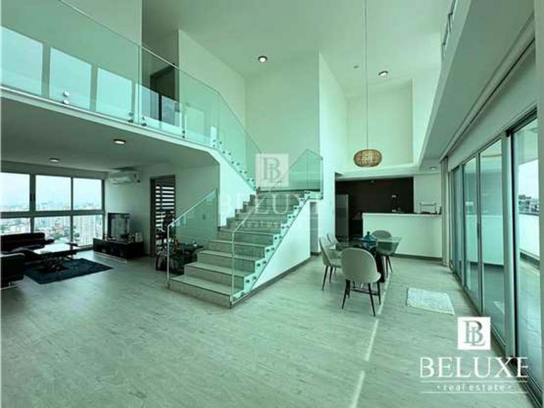 Luxury Penthouse Duplex with Ocean View PH Moon Tower San Francisco