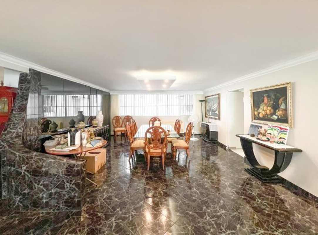 Elegant dining area marble floors large windows PH Obarrio Central Panama City