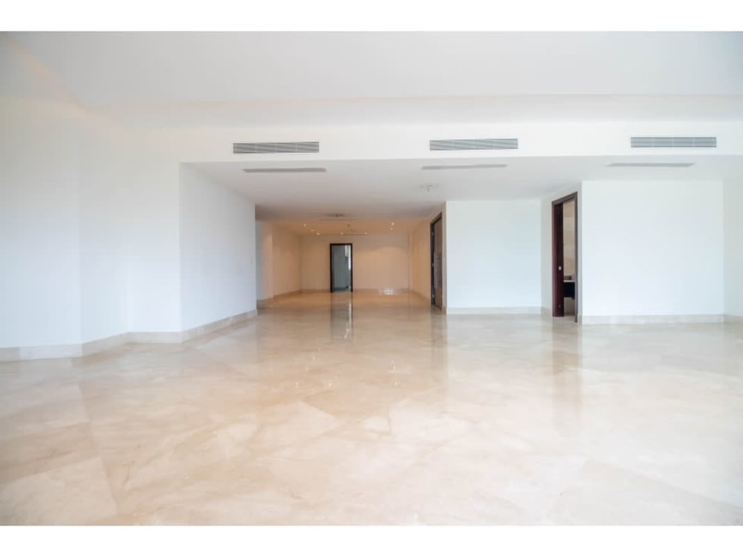 Luxury 3BR Seafront Apartment at Miradores Punta Paitilla