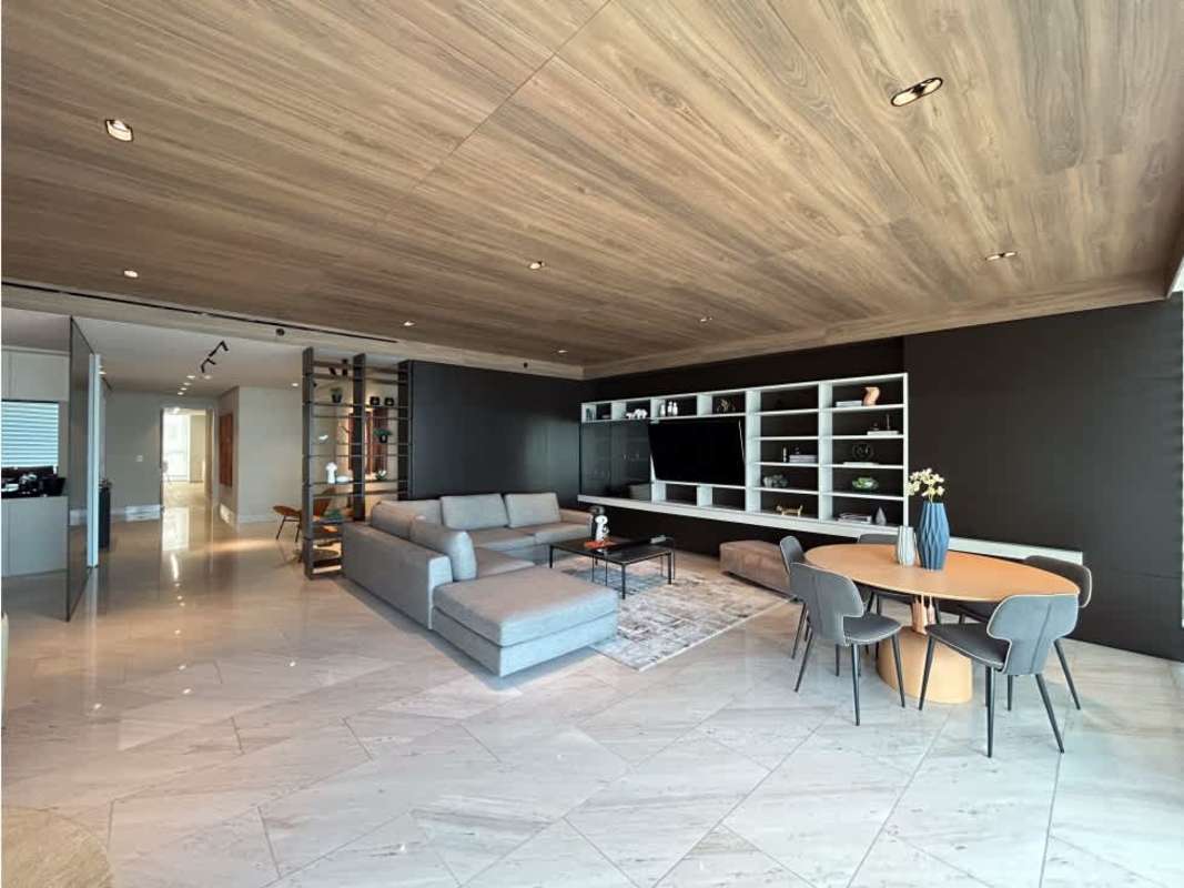 Fully equipped modern kitchen with marble countertops in luxury apartment The Towers Punta Paitilla