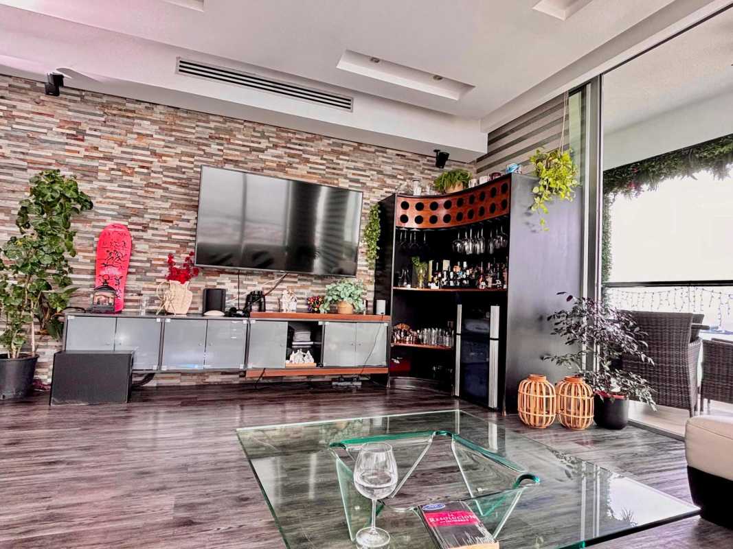 Luxury 2BR Ocean View Apartment PH Rivage Avenida Balboa