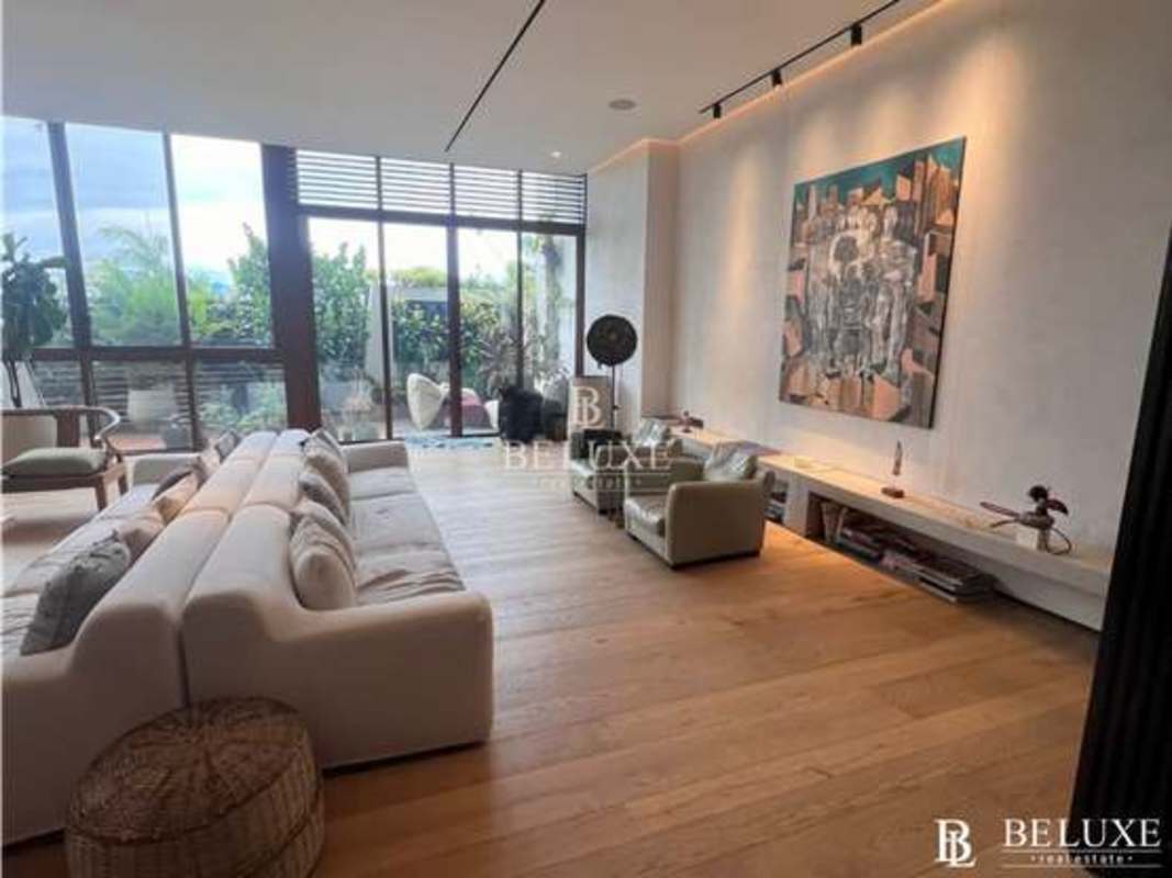 Master bedroom suite with oceanfront terrace at Garden Ocean Reef Islands Panama