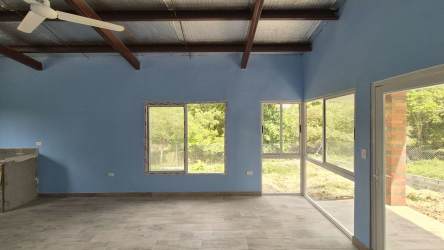 Country House with Large Lot Surrounded by Nature El Higo