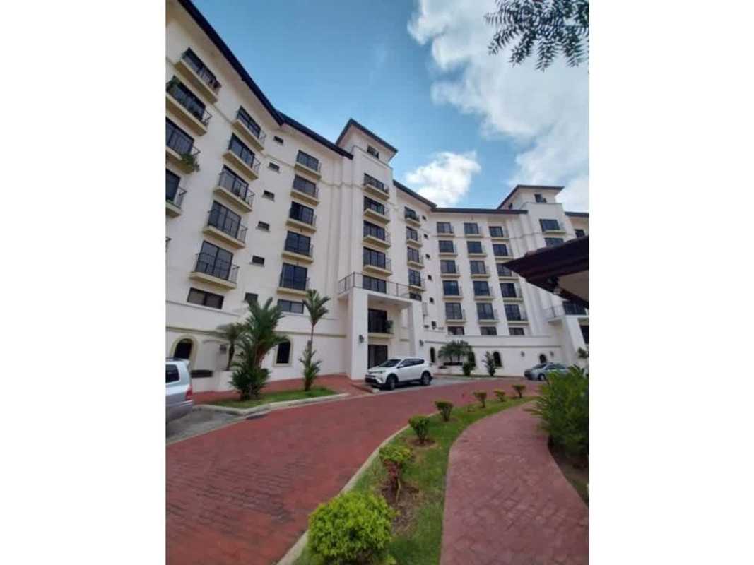 Mediterranean courtyard garden pool Apartment Embassy Village Clayton Panama