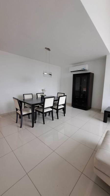 Elegant Loft with Balcony PH Pacific Sea San Francisco