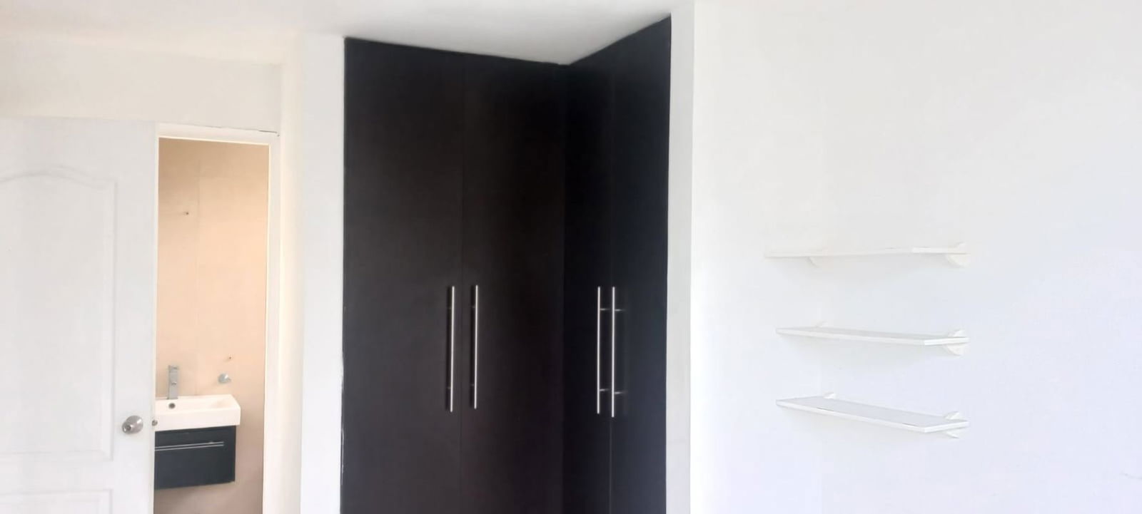 Bright living dining area with access to balcony in PH Teus near Parque Omar Panama City