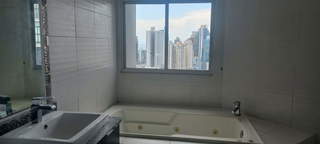 Apartment for Sale in Bella Vista - 4 bedrooms