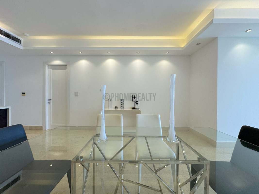 Luxury 1BR Model D PH Yoo Avenue Balboa Sea View