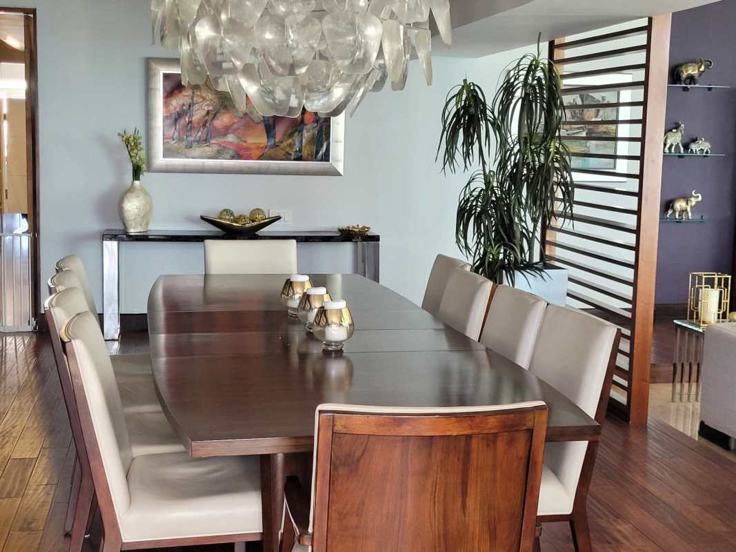 Luxury infinity swimming pool jacuzzi ocean views rooftop PH Dupont Punta Pacifica