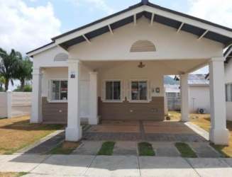 Modern single-family home for sale in PH Las Olas Playa Dorada Panama