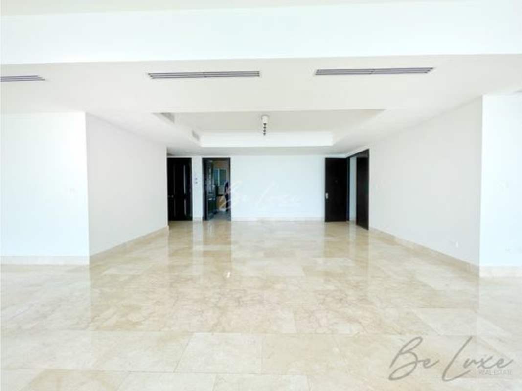 Elegant kitchen with granite countertops, center island, stainless appliances in PH Pacific Point luxury condo Panama City