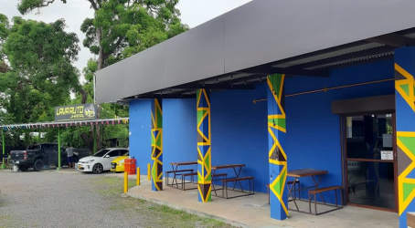 Exterior patio and colorful columns commercial property for sale Santiago Panama