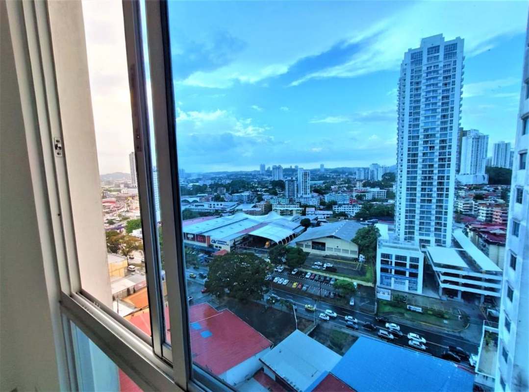 Balcony overlooking Panama City skyline from PH Splendor Carrasquilla