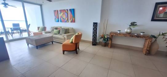 Beachfront 2BR Condo with Ocean View at PH Bahia Resort Nueva Gorgona