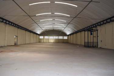 Panoramic view inside large warehouse space Dividable for storage or distribution center in Cocosolito Colon
