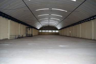 Spacious commercial warehouse with large open floor area suitable for storage or manufacturing in Colon Zona Libre