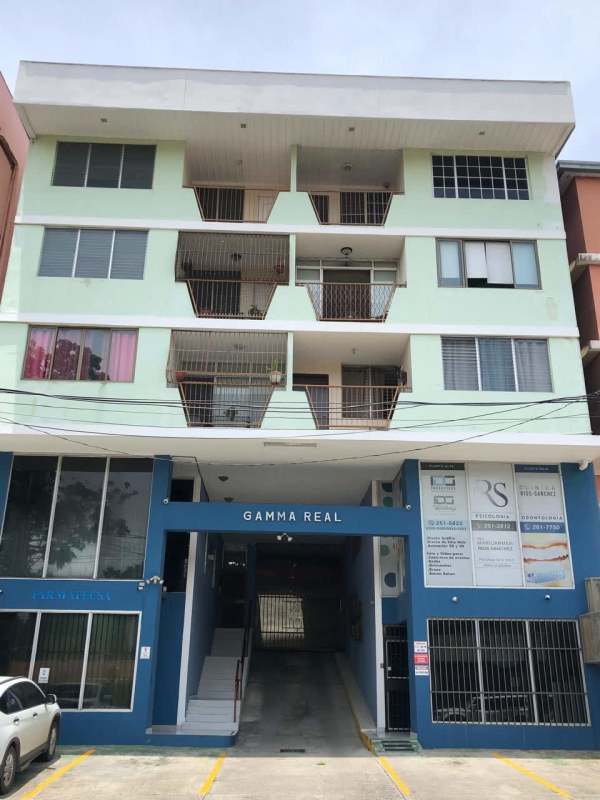 Front of PH Gamma Real building with parking and balconies on Camino Real Betania Panama