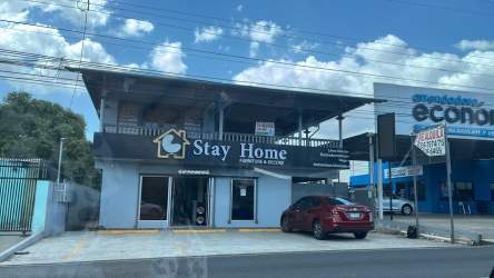 Commercial Plaza on Libertador Avenue La Chorrera