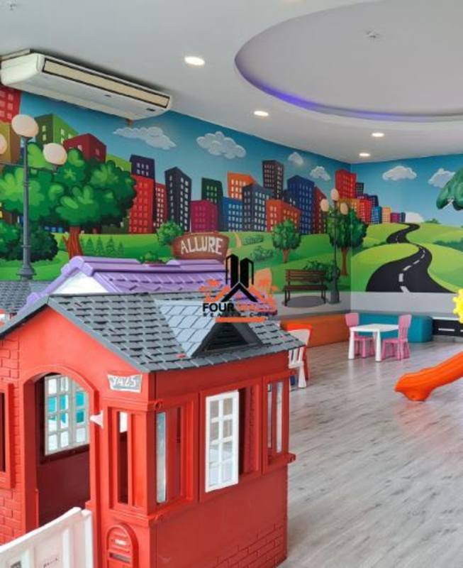 Panama City skyline with palm-lined waterfront near PH Allure at the Park