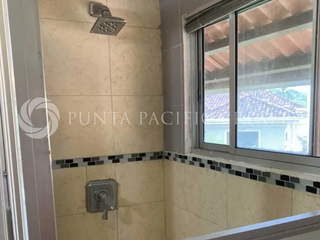 House for Sale & Rent in Ancón - 4 bedrooms