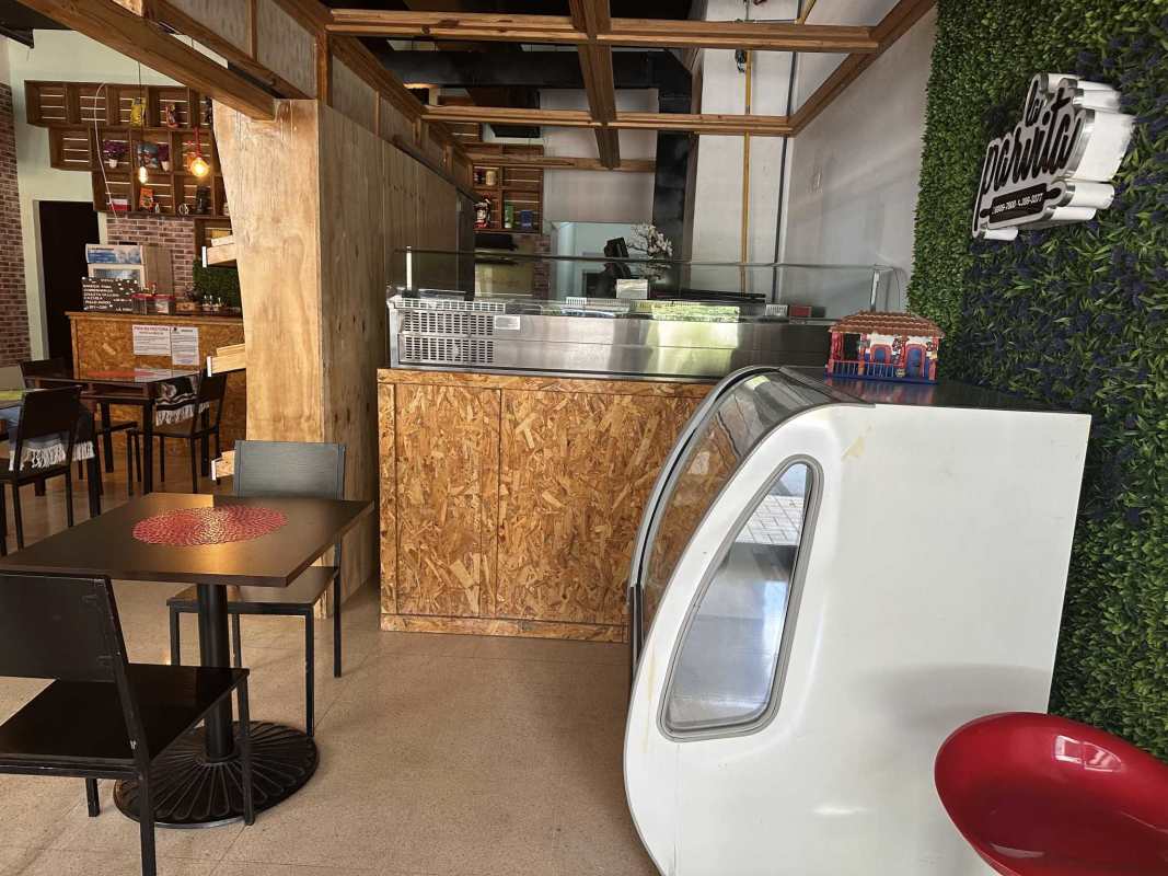 Industrial kitchen fully equipped restaurant for sale PH Plaza 12 de Octubre Panama