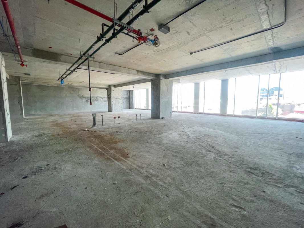 Exposed structure shell commercial interior in The Towers Business Plaza Panama