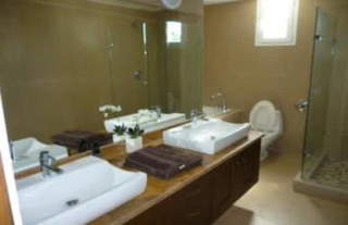 Apartment for Sale in Howard - 2 bedrooms