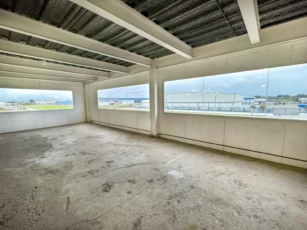 Large open plan warehouse area with concrete floor inside Parque Industrial Las Americas Pacora Panama